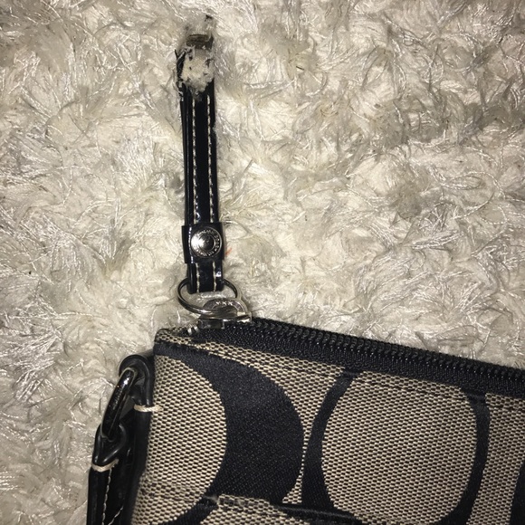 Purse - Picture 2 of 2